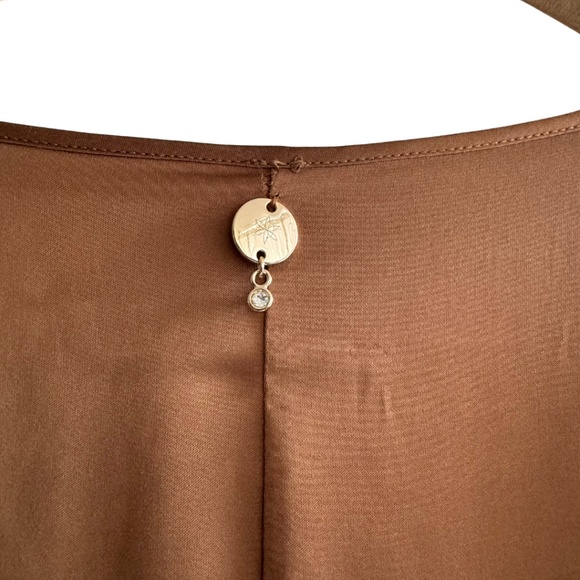 Drop Shoulder silky Copper Brown V-Neck Top/Blouse, NWT - Picture 5 of 13